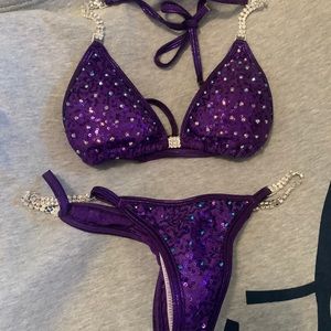 Competition bikini suit